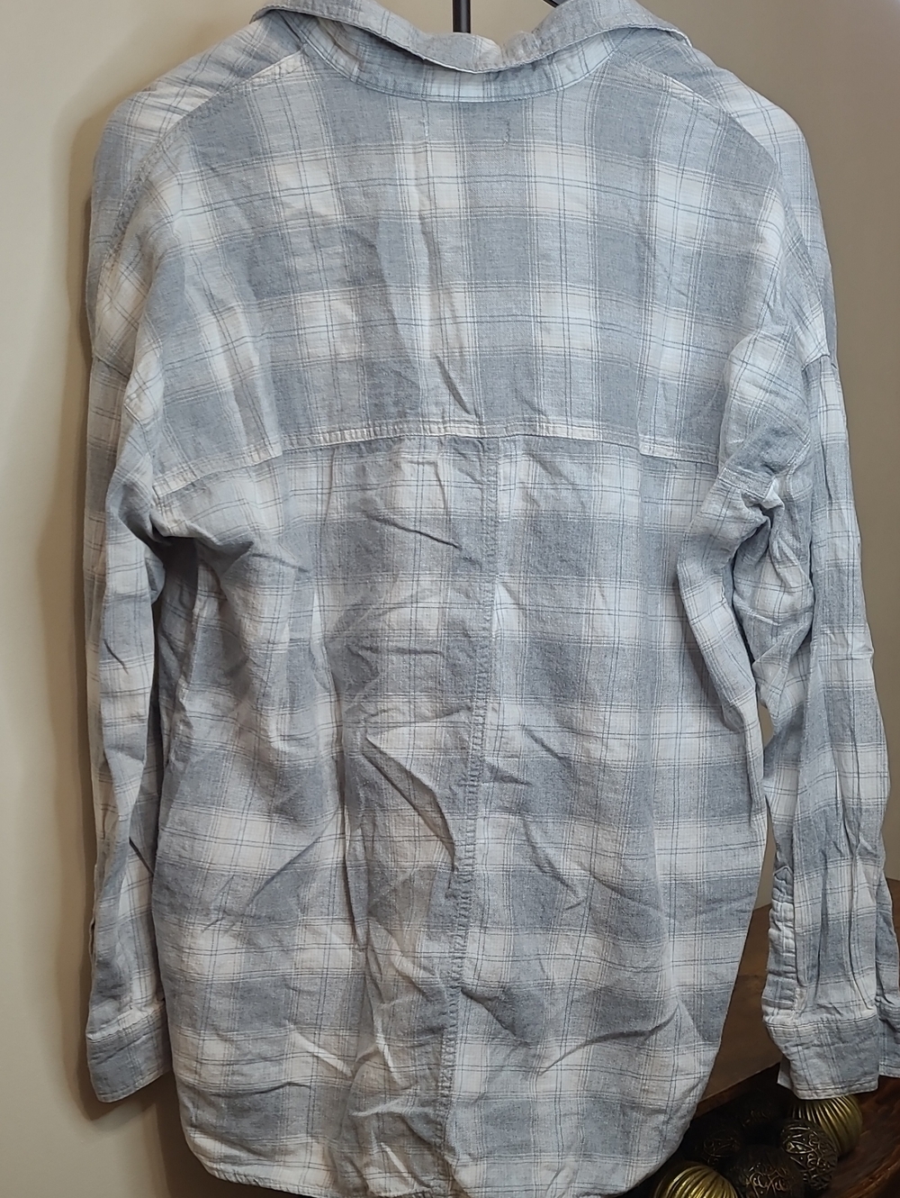 Old Navy Grey Plaid Double Pocket Boyfriend Shirt size Large - Picture 2 of 7